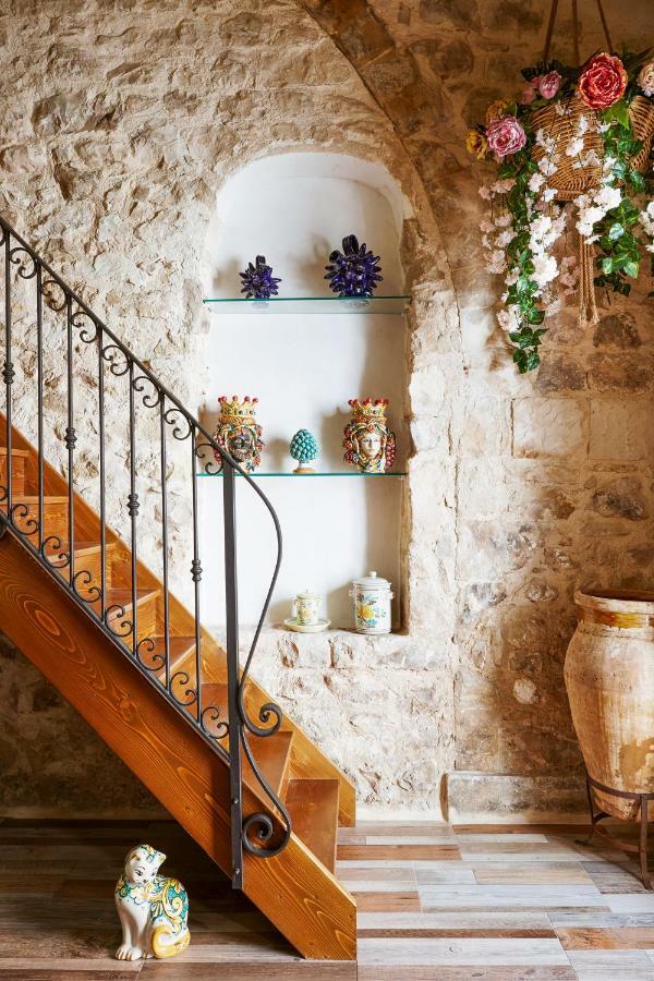 Les Petites Maisons D'Elise Scicli Esterno foto